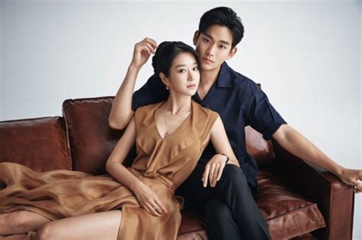 Unraveling The Mystery: Is Kim Soo Hyun In A Romantic Relationship?